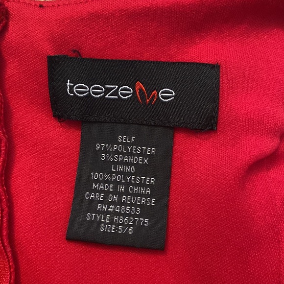 Red dress - Picture 4 of 4